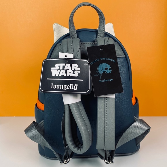 LOUNGEFLY STAR WARS AHSOKA TANO COSPLAY MINI BACKPACK - Grotto Exclusive - Picture 3 of 7